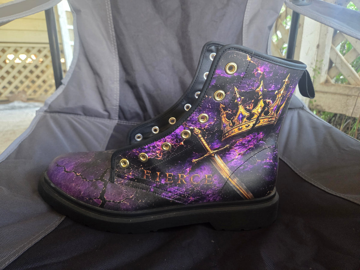 Combat boots