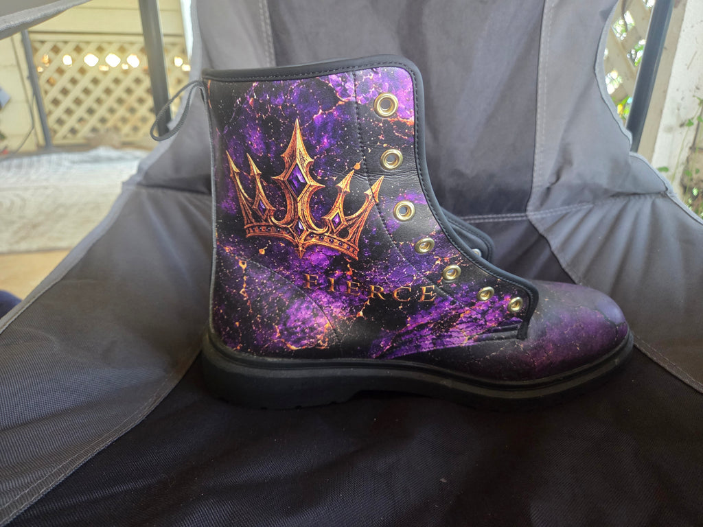 Combat boots